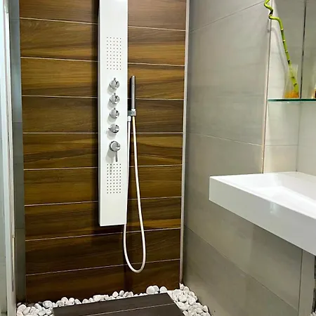 Small Drava بودابست